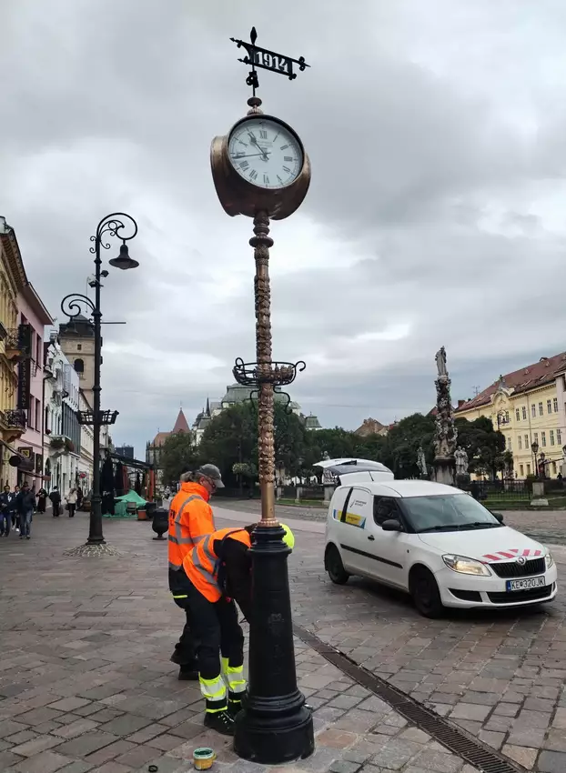 Kassa, Fő utca, óra, felújítás