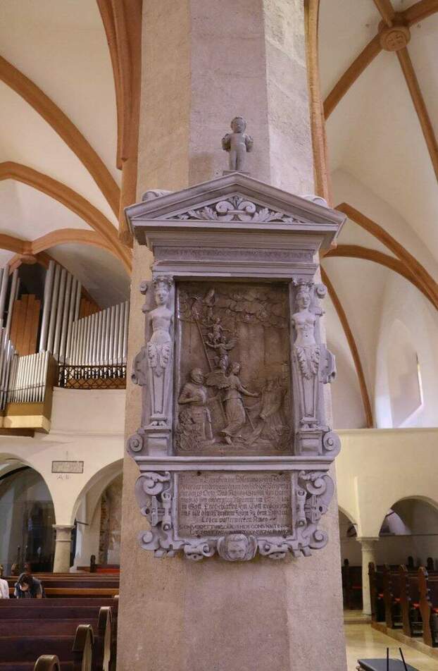 Míves síremlék a pozsonyszentgyörgyi templomban