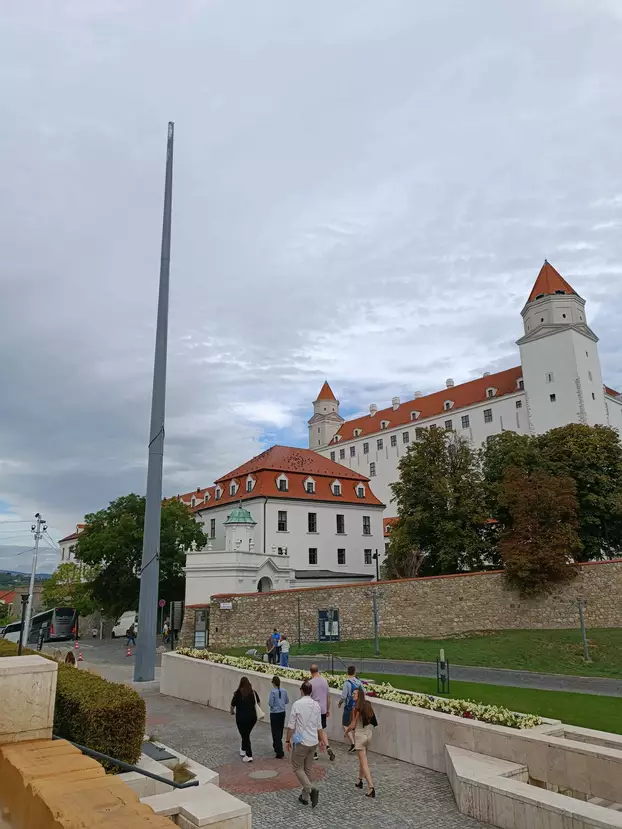 Zászló nélkül inkább fogpiszkáló
