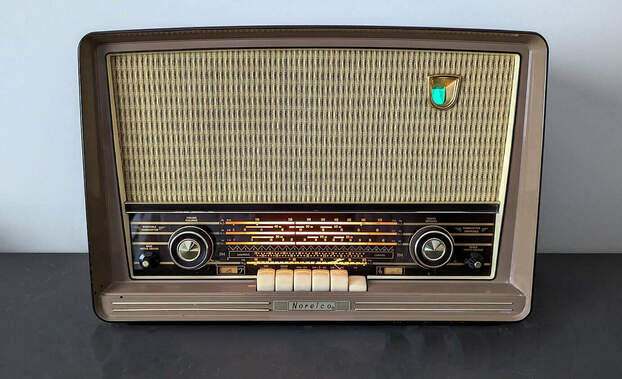 radio-static.wixstatic.com_