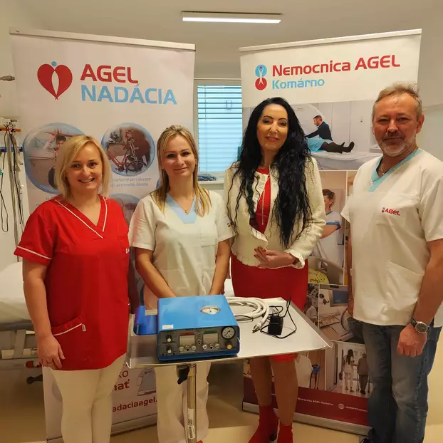 Az AGEL Alapítvány támogatásával fontos műszerekkel gazdagodott a komáromi kórház - KÉPEKKEL