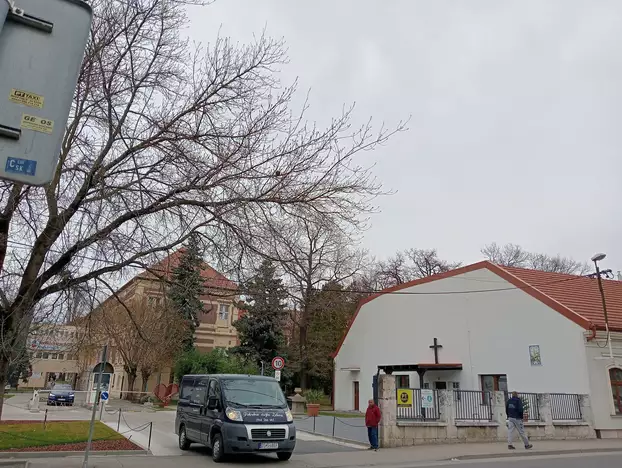 Részleges látogatási tilalom a komáromi kórházban