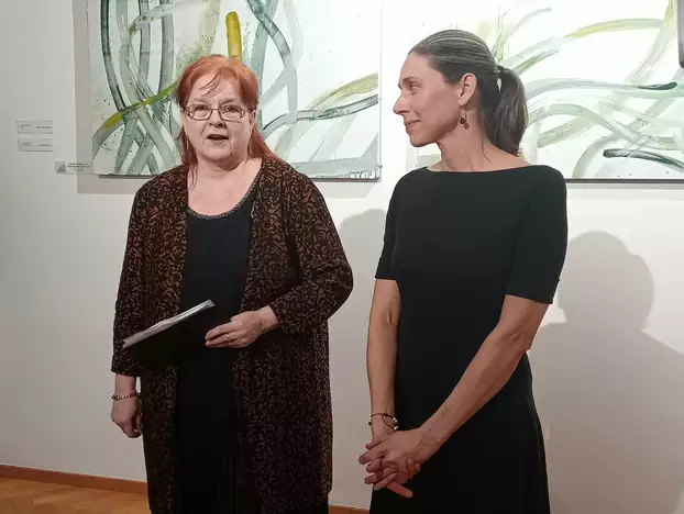Voyage: sajátos utazás Szilva Emőkével a tűzzománc műveivel teli „Platzban”- KÉPEKKEL