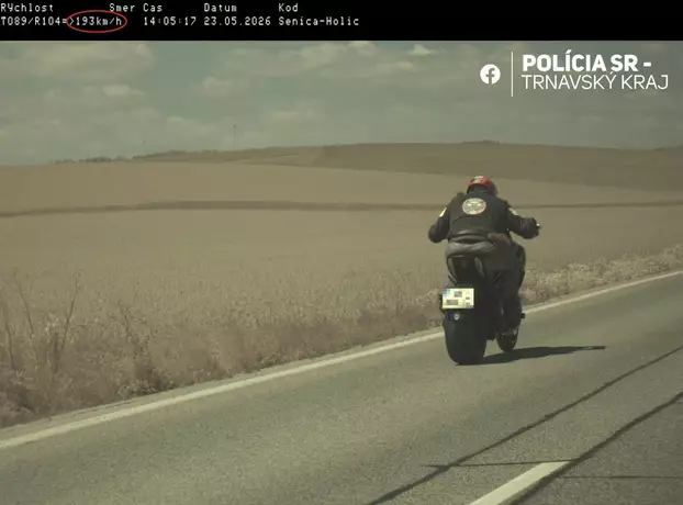 gyorshajtás motoros 193