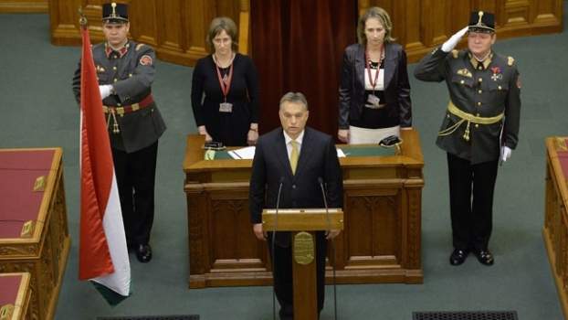 201405101635550.orban02.jpg