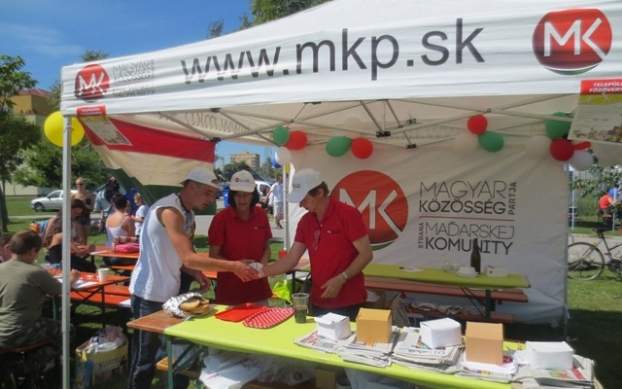 201409011549110.nyarb01.jpg