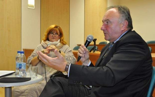 201511062206300.csaky01.jpg
