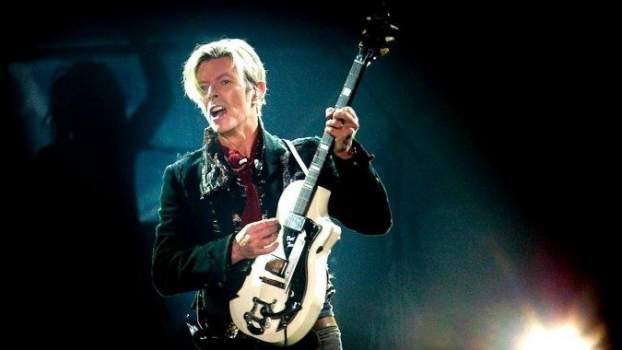 201601111047340.david_bowie_-_h_.jpg