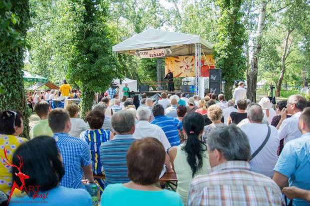 201605111657100.MartFeszt01.jpg