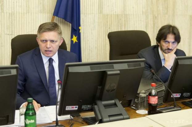 201606161552180.fico01.jpg