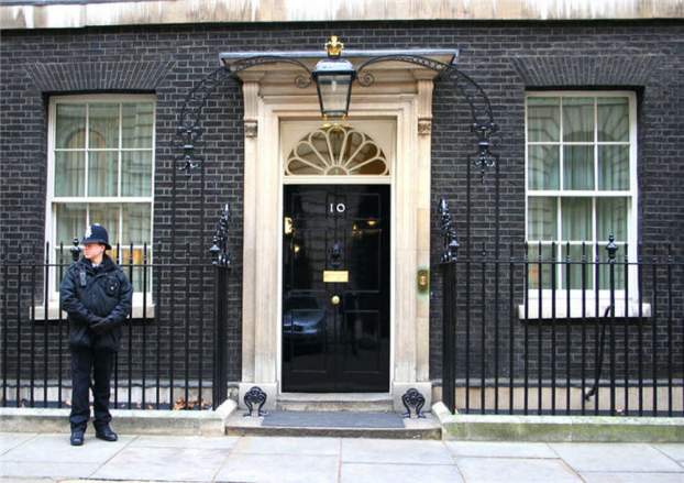 201606301400410.000001a_10-downing-street-bezienswaardigheden-in-lo(p_location,1342)(c_0).jpg