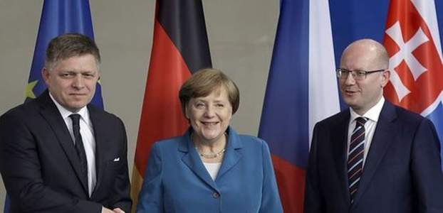 201704031853520.fico-merkel-sobotka.jpg
