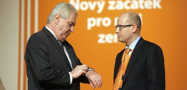 201705031705480.zeman-sobotka.jpg