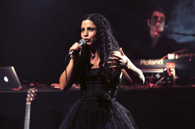 201706081827370.Emel_Mathlouthi_photo.jpg