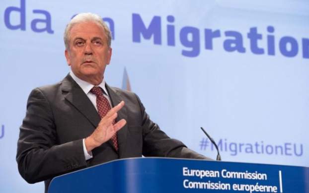 201706131622260.Dimitris-Avramopoulos-e14.jpg