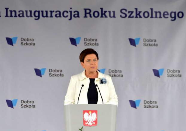 201709041641380.Premier-Szydlo.jpg