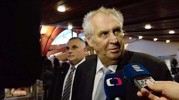 201710121555430.zeman4r.jpg