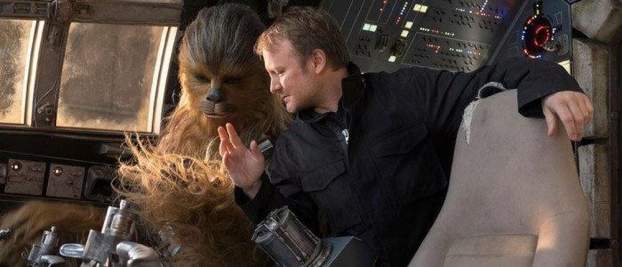 201711101430240.New-Star-Wars-trilogy-700x300.jpg