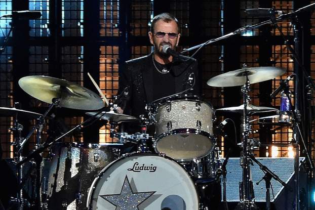 201712011039550.Ringo-Starr-Mike-Coppola.jpg