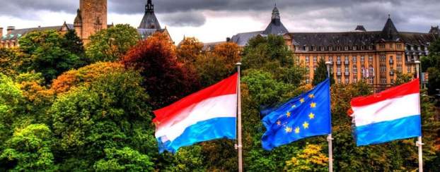 201712151508110.luxembourg-city-flag-.jpg