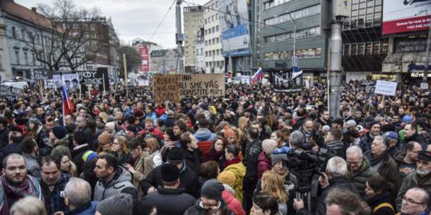 201803221541580.10__09032018_zhromazdenie_postavme_sa_za_slusne_slovensko_namestie_snp505823-e1520613799225-660x330.jpg