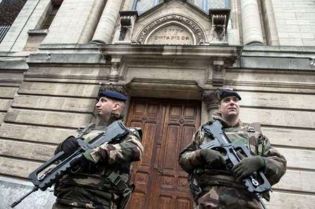 201803291216370.french-soldierrge.jpg