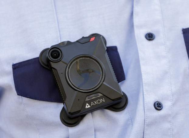 rendőrségi ruházati kamera