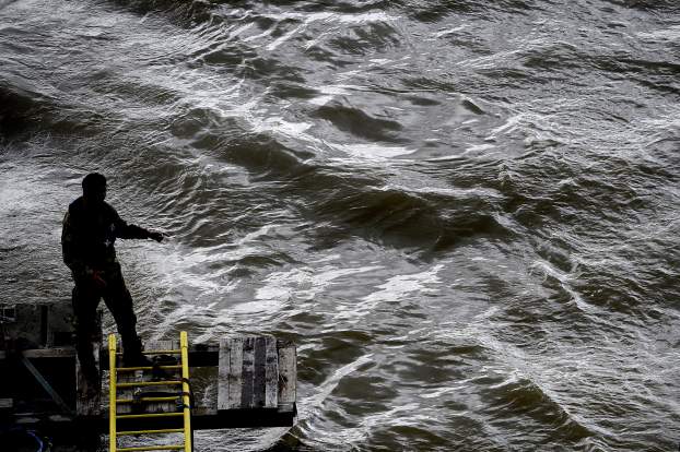 Dunai hajóbaleset: 21 embert, köztük egy ötéves kislányt még mindig keresnek