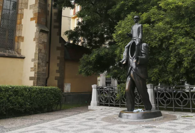 Franz Kafka szobor - Prága
