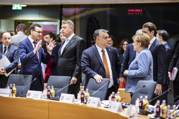 orban-merkel.jpg
