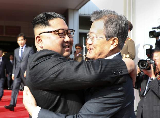 Kim Jong Un Moon Jae-in