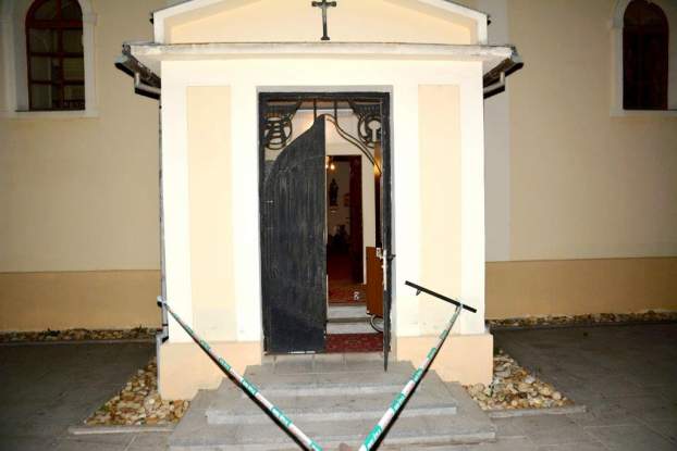 Dunaszerdahely templomi betörés