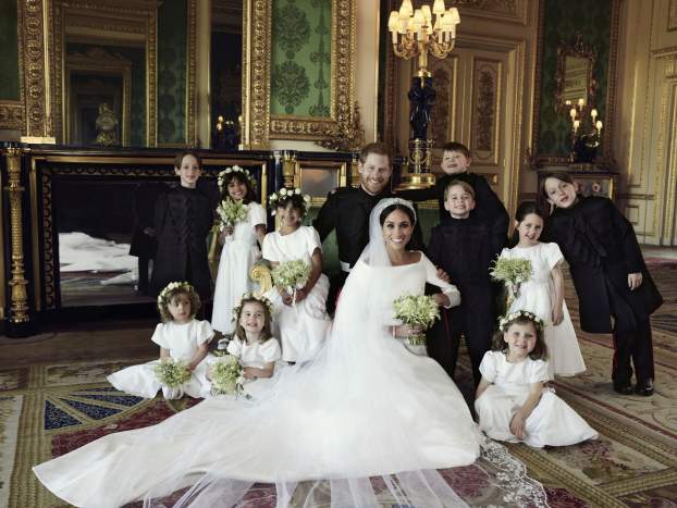 Hercegi esküvő: Nyilvánosságra hozták a hivatalos esküvői fotókat