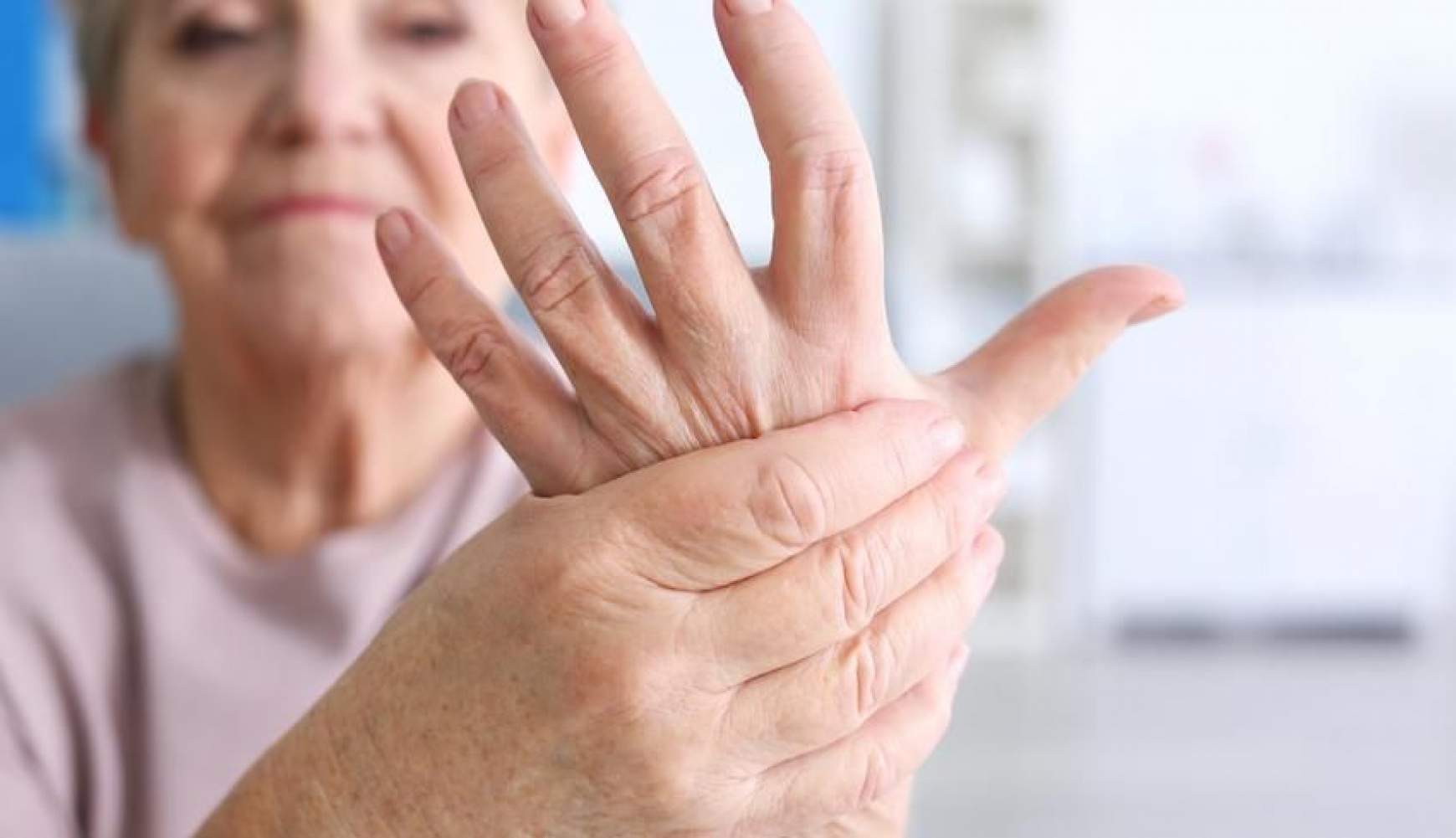 rheumatoid arthritis ujjak zsibbadása)