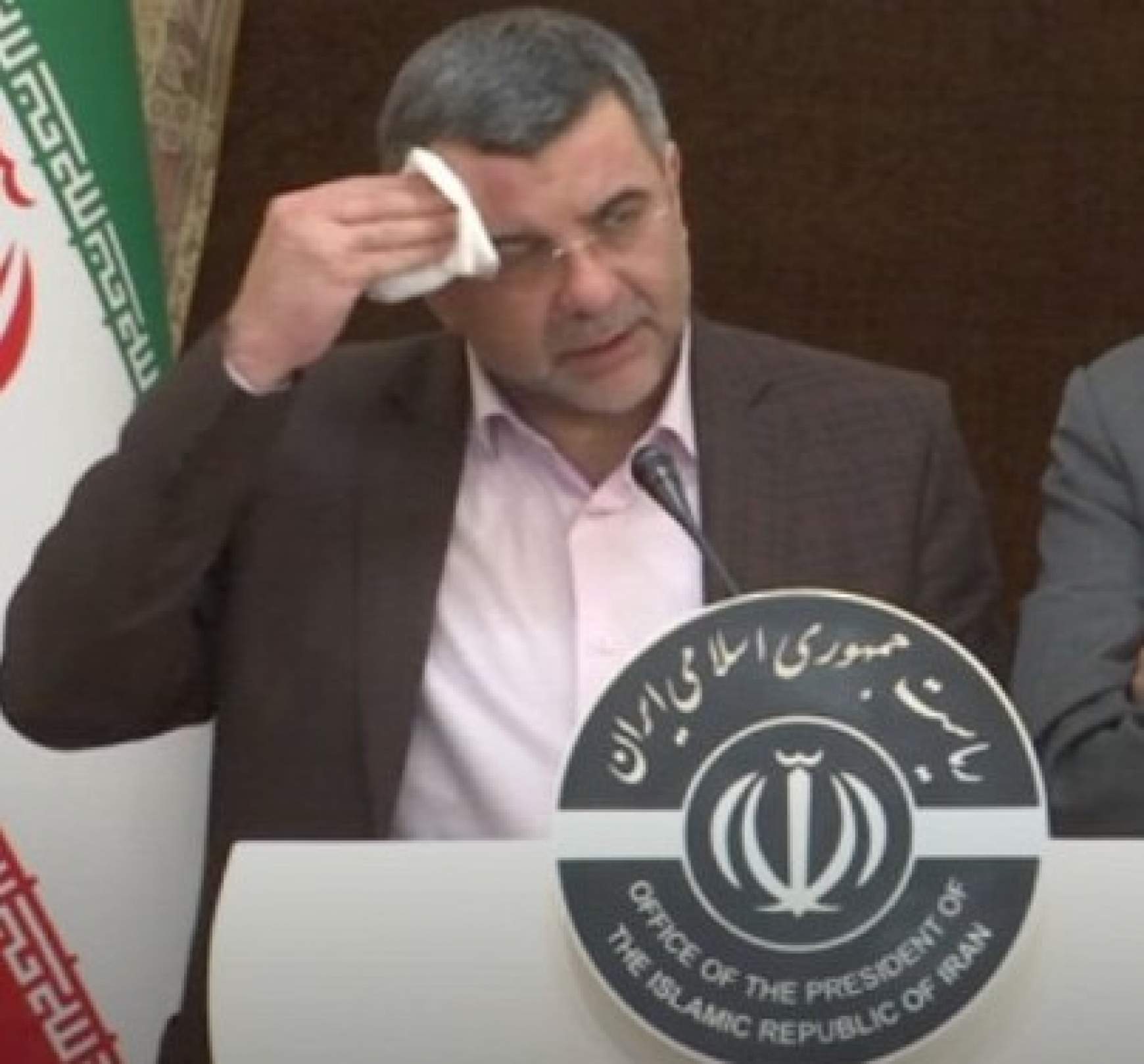 Iradzs Harirsi iráni egészségügyi miniszter-helyettes 