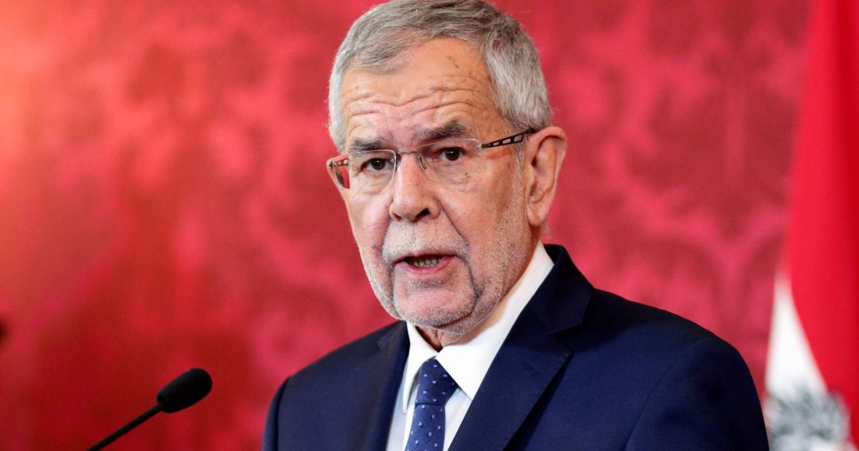 Alexander Van der Bellen