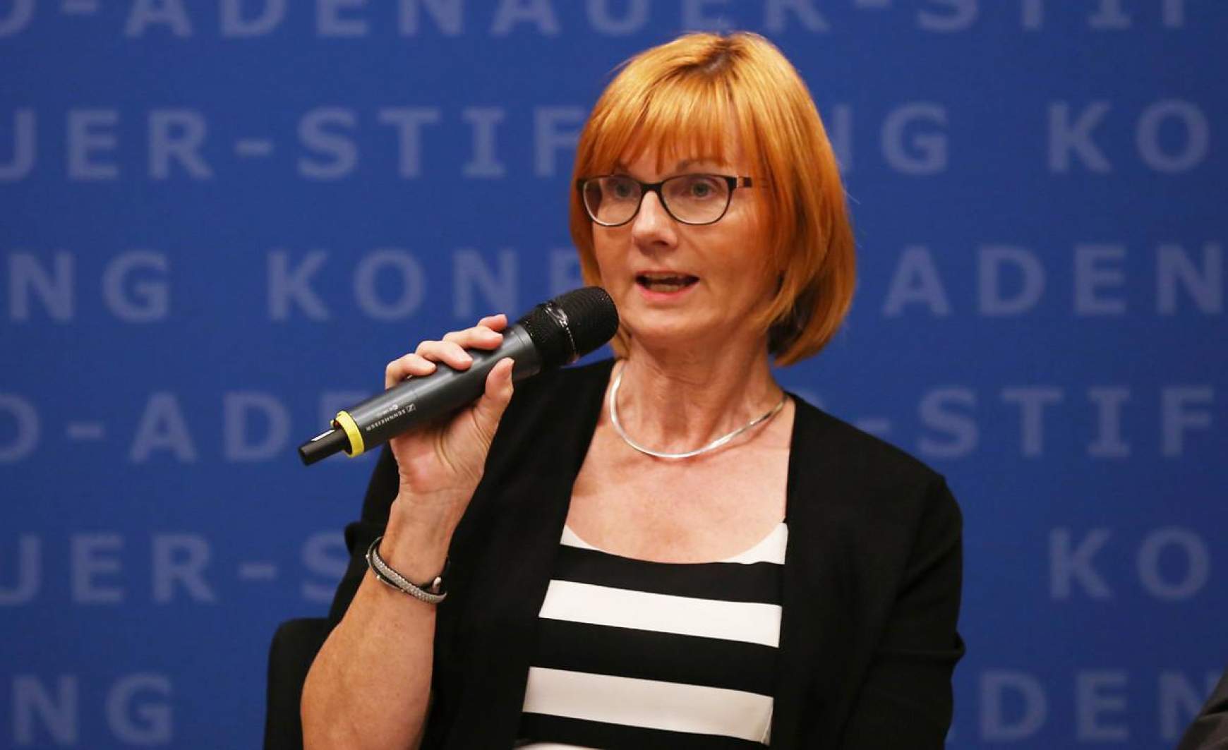 Martina Fietz helyettes szóvivő