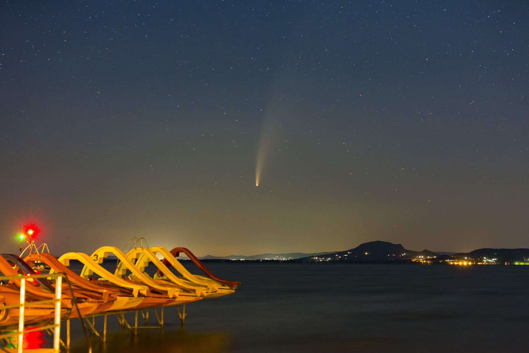 NEOWISE-üstökös Balatonmária