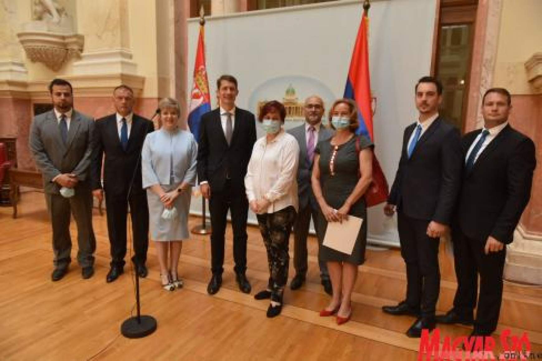szerb parlament VMSZ képviselők
