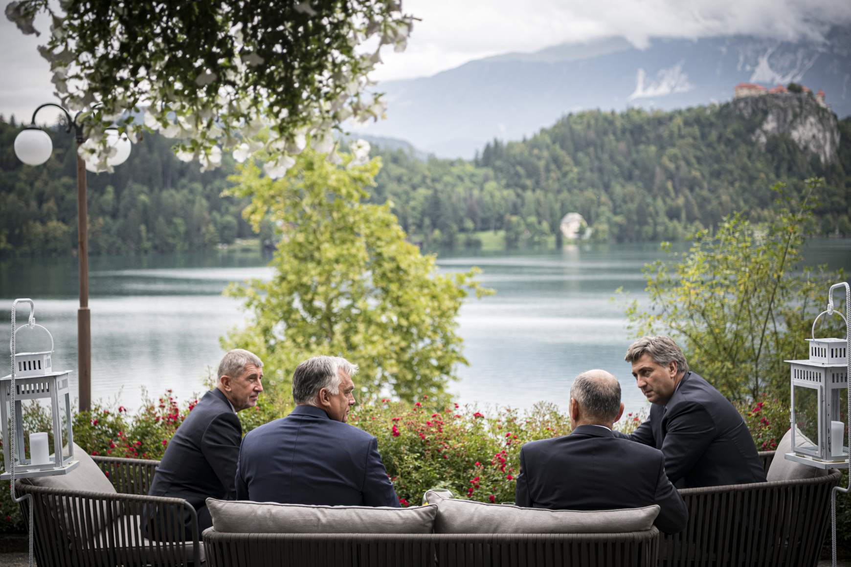 Andrej Babis cseh, Orbán Viktor magyar, Janez Jansa szlovén és Andrej Plenkovic horvát miniszterelnök 