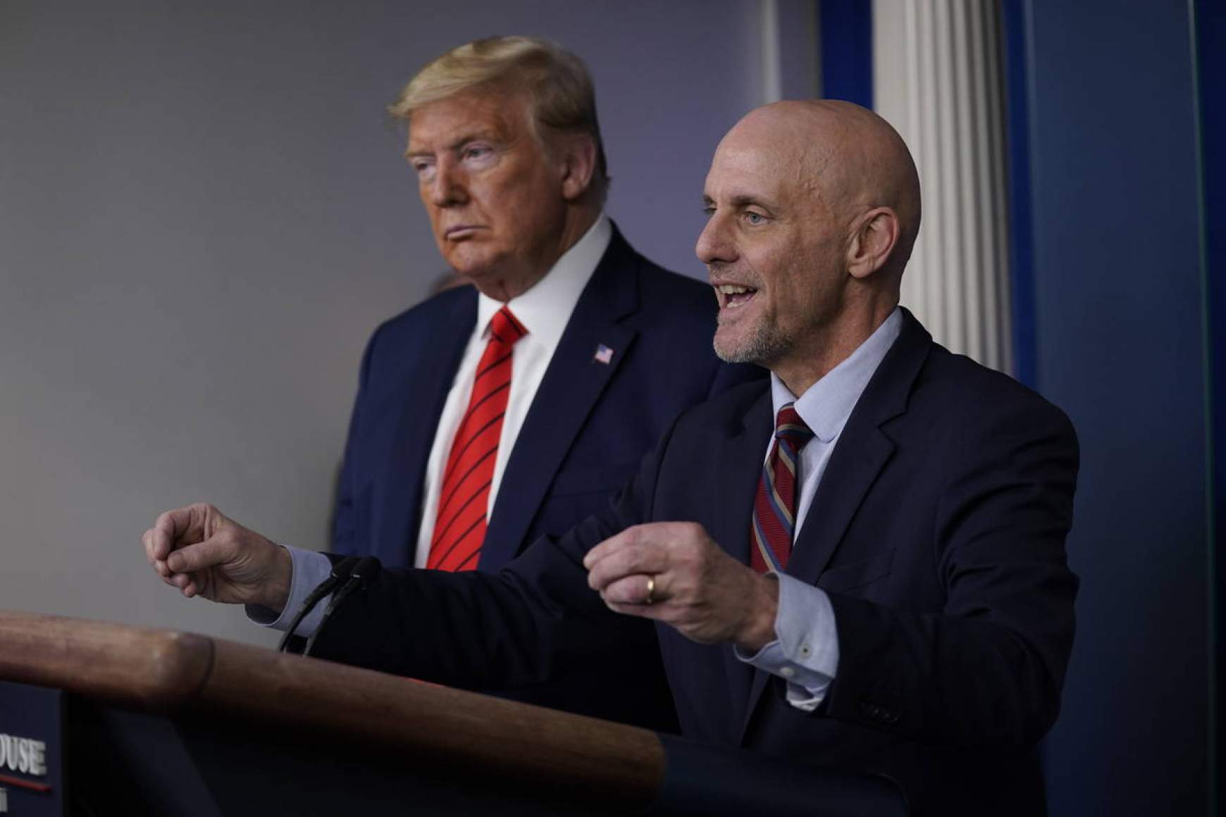 Donald Trump és Stephen Hahn