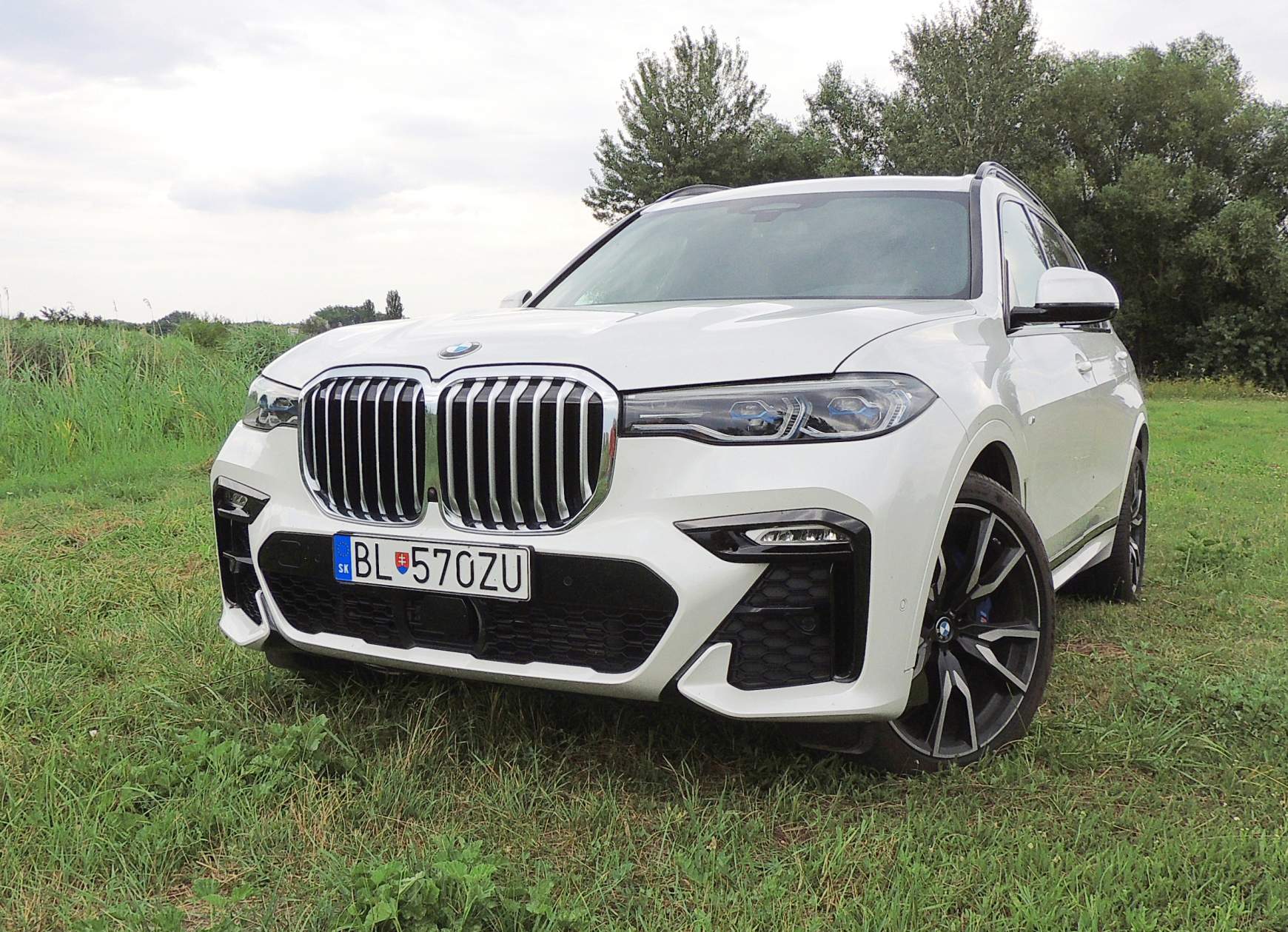 BMW X7 