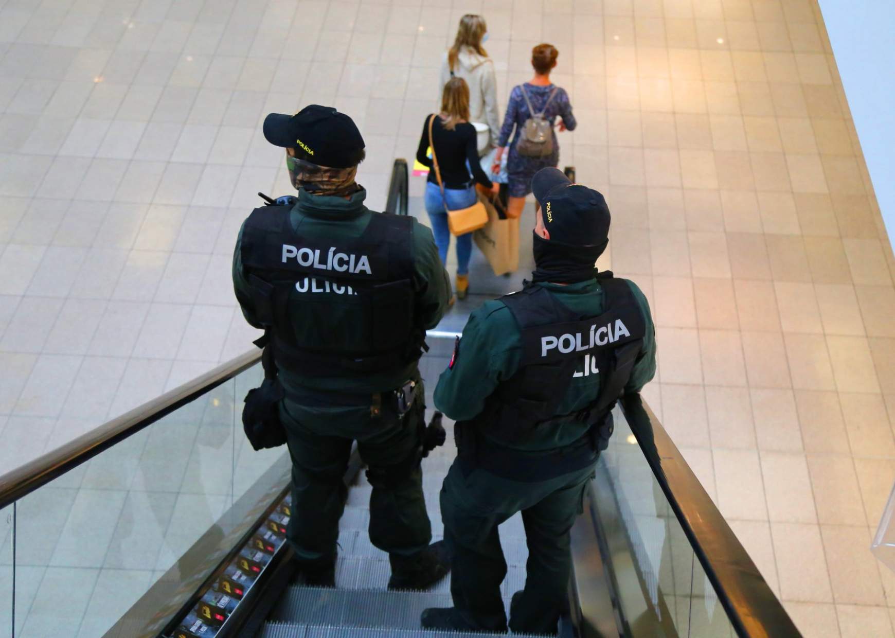 koronavírus rendőrség ellenőrzés