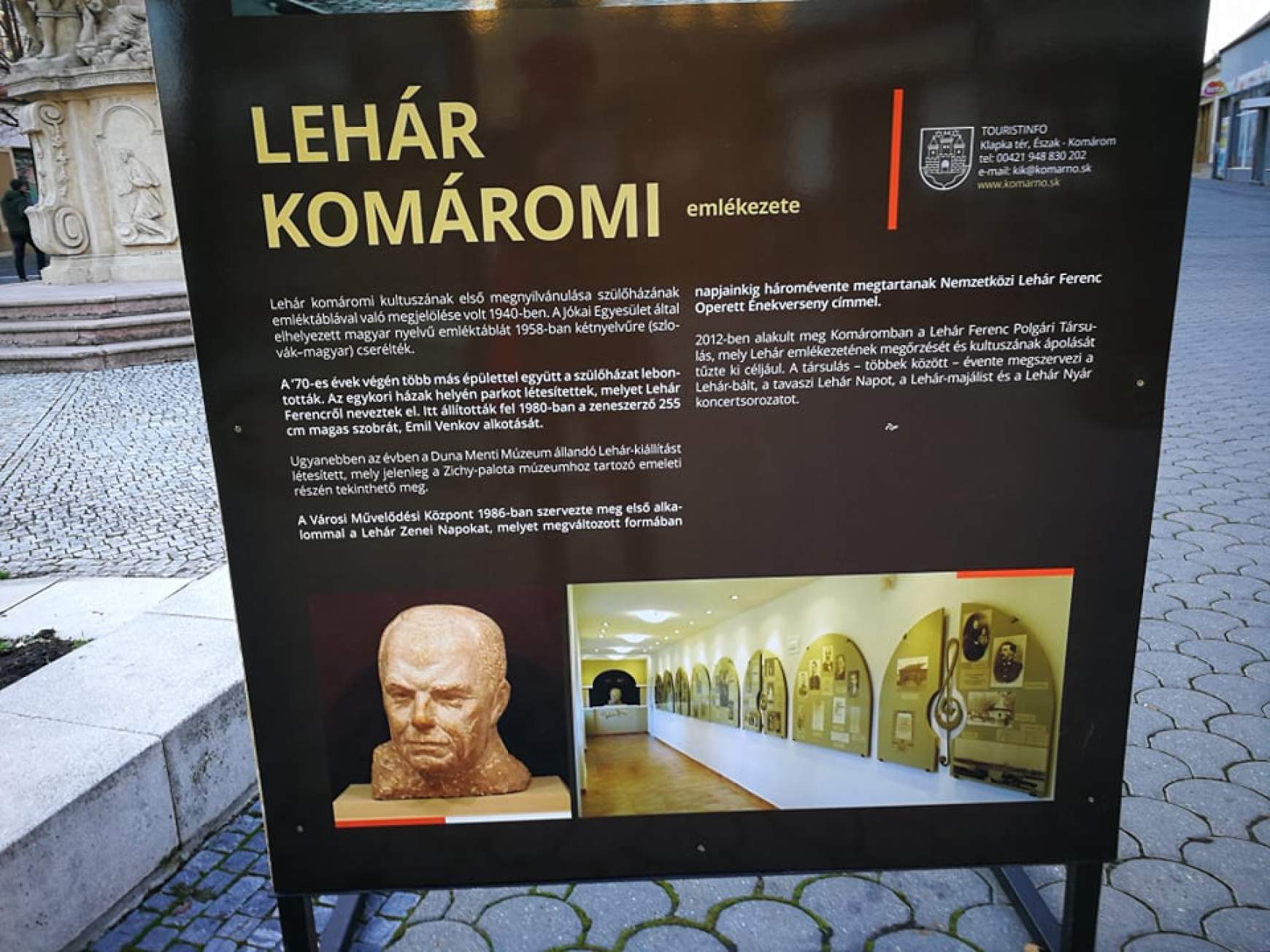 Kültéri Lehár Ferenc-emlékkiállítás látható Komáromban