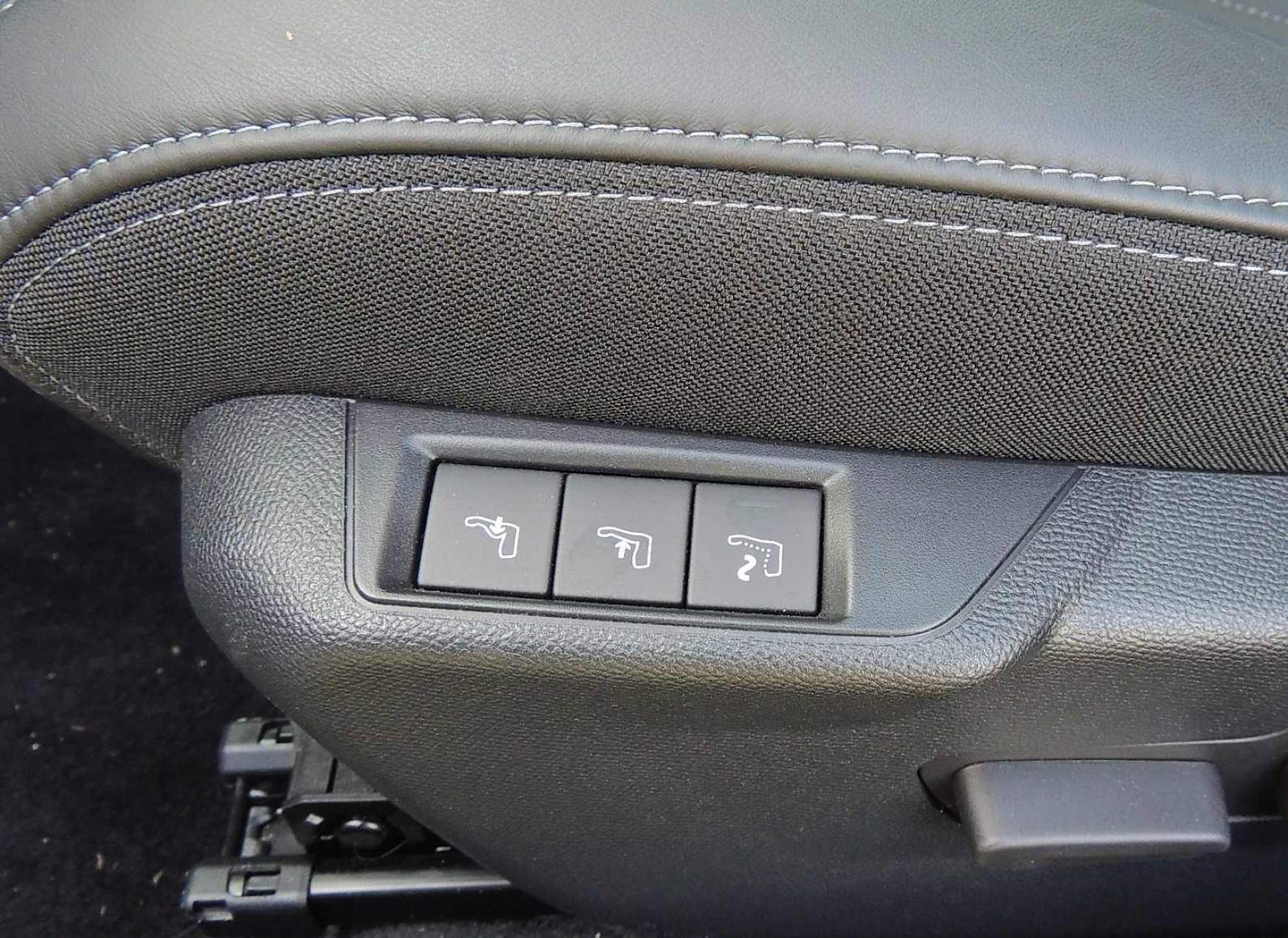 Peugeot 2008 1.2 PureTech 130