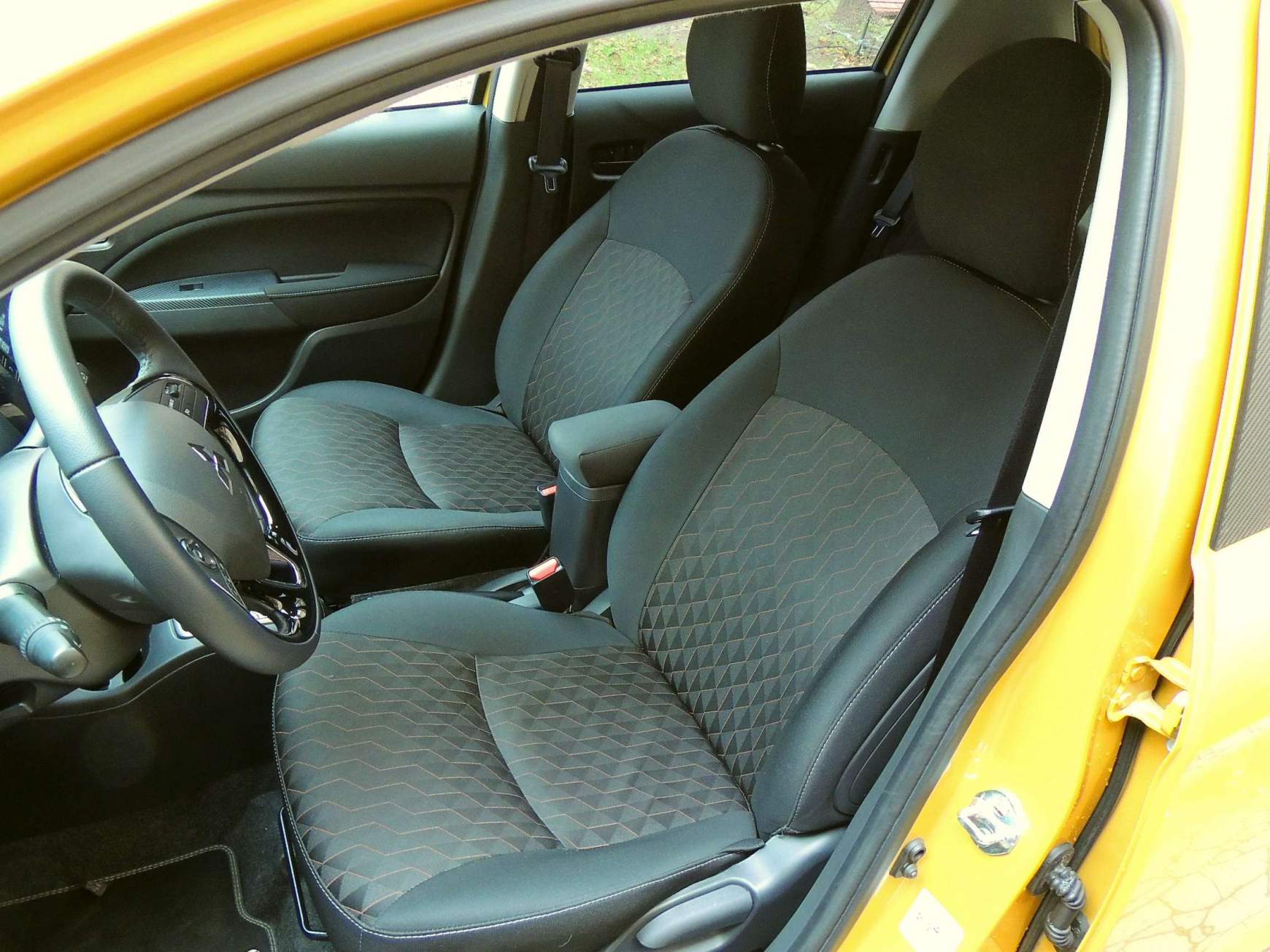 Mitsubishi Space Star 1.2 Intense