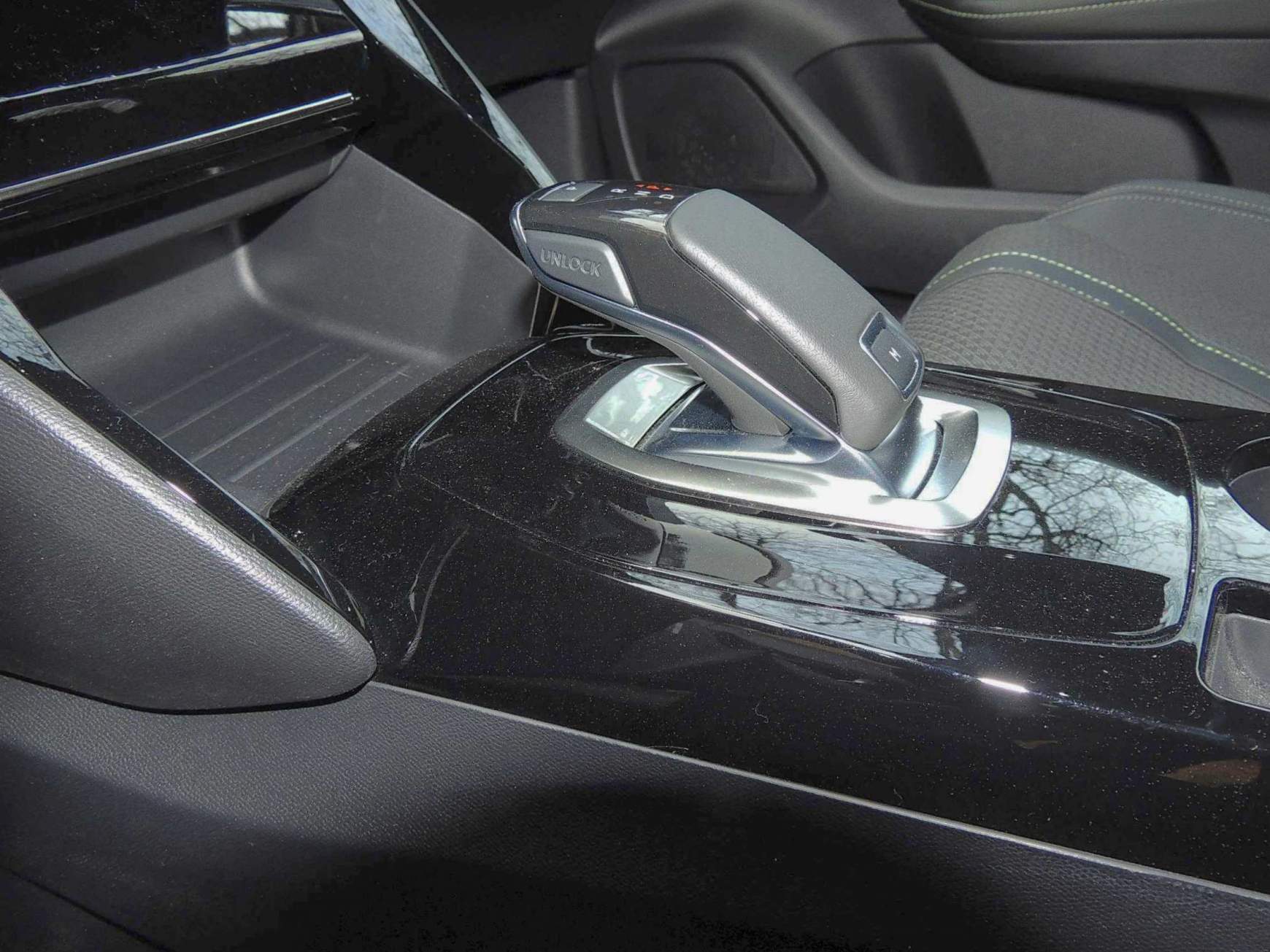 Peugeot 208 GT 