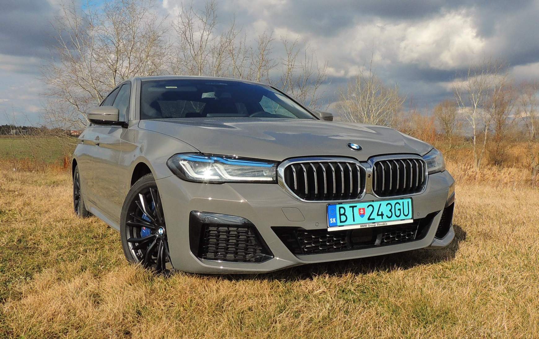 BMW 545e xDrive 