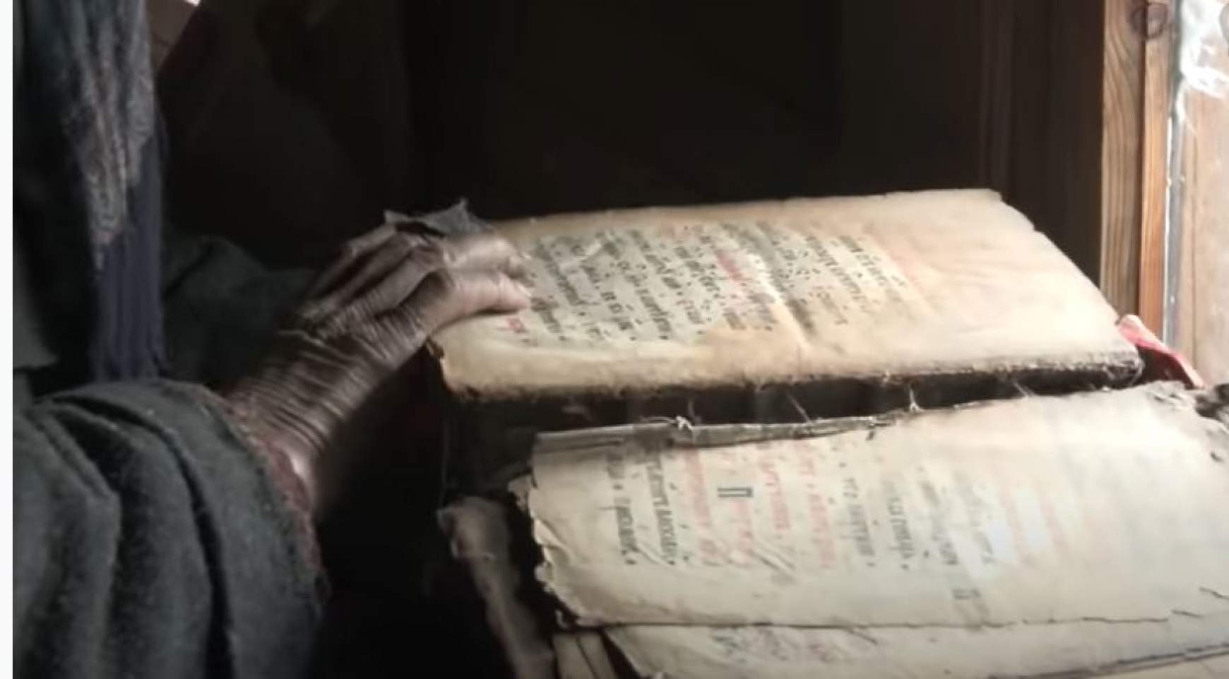 Agafya 400 éves Bibliája