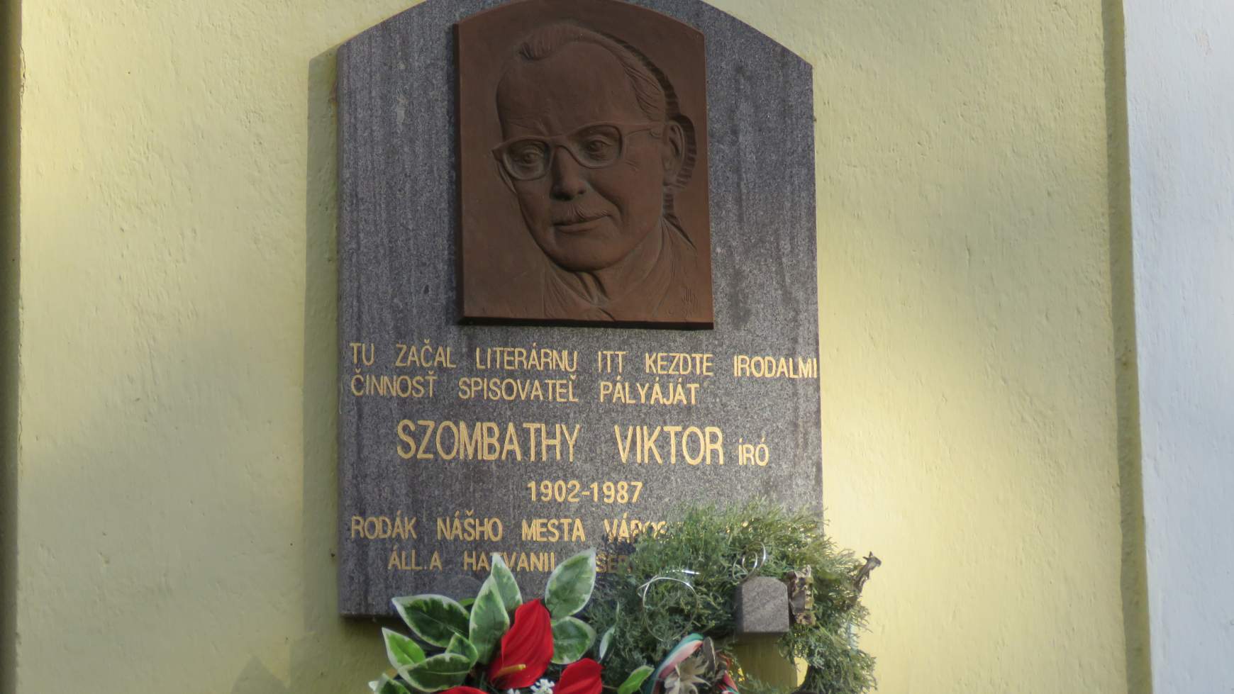 Szombathy Viktor emléktáblája